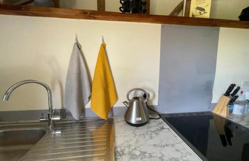 The Cow Shed - Sleeps 4, Parking & Pet Friendly - Foto 105