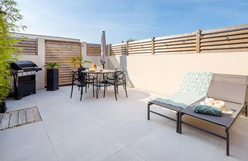 L'entre deux-suite romantique - jacuzzi privatif - clim réversible - wifi - Foto 5