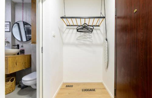 Home Abroad - Foto 8