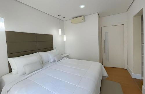 Mansão Cinematográfica em Condomínio- Granja Viana - Foto 21