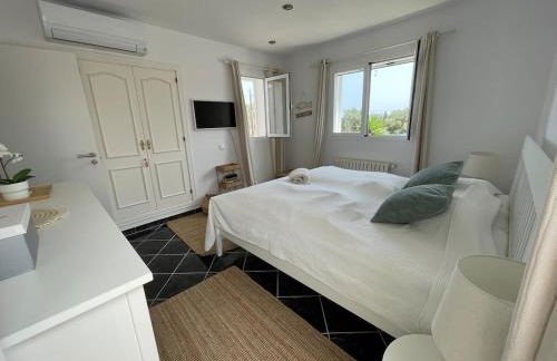 Schönes Ferienhaus Caesar mit großem Pool und Garten - Foto 12