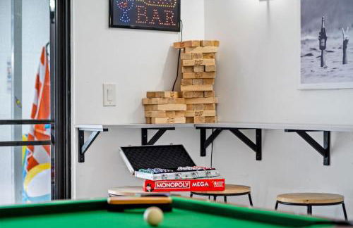 Beachside Escape Poolhouse w Game Room, Grill - Foto 15