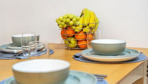 20pct OFF LONG STAYS CONTRACTORS Welcome Chantry close stay - Foto 2