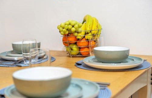 20pct OFF LONG STAYS CONTRACTORS Welcome Chantry close stay - Foto 2