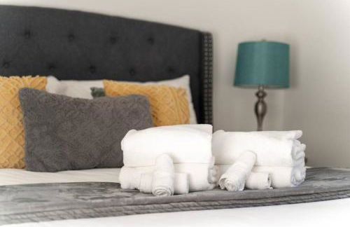 Epic Location- Steps from 12th S, Sleep12 - Foto 12