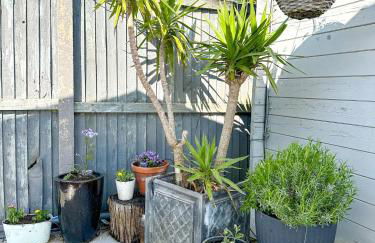 Modern Family Home near Reculver - Sleeps 8 - Pets Friendly! - Photo 45