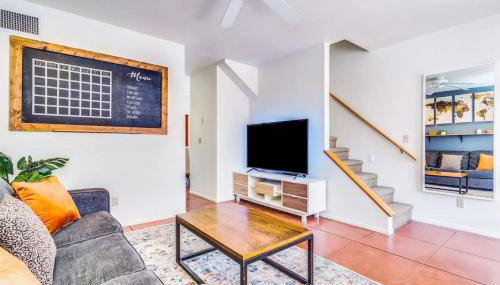 2BR Hideaway with Patio Springtime in Downtown - Foto 5