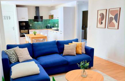 Le salon des voyageurs - Appartement Spacieux - Grande rue du Centre-Ville avec Parking Gratuit à proximité - Foto 3