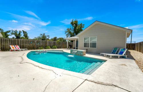 The Splash Pad Sleeps 13 w Pool Patio and Garage - Foto 66