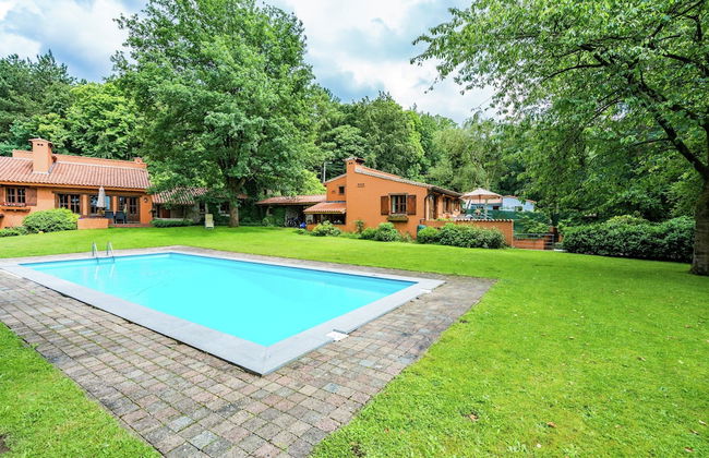 Cosy and Snug Holiday Home With Joint Swimming Pool - Foto 25