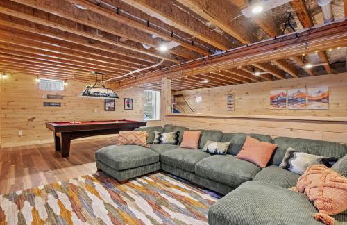 RiverNest - 1700 feet of Private Frontage on the Pemi River - 25 Acres, Sleeps 16, Close to Golf, Skiing, Hiking - Foto 4