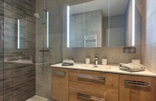 Appartement entièrement rénové avec Terrasse - Foto 8