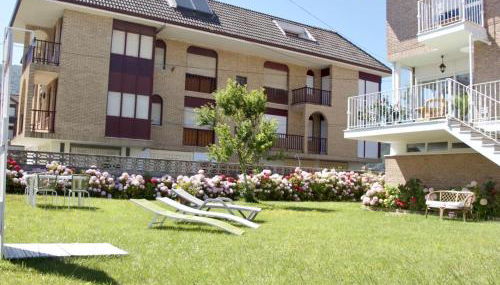 Amplia y cómoda casa en la playa de Berria - Foto 3