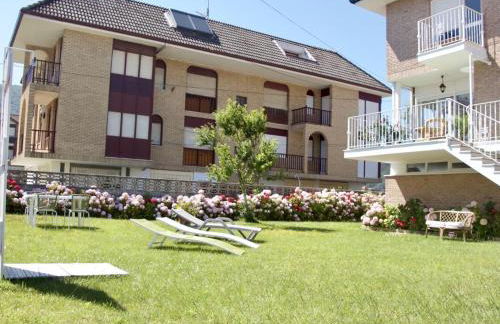 Amplia y cómoda casa en la playa de Berria - Foto 3