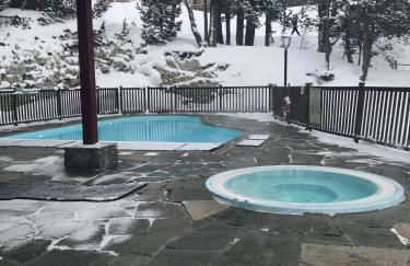 Arc 1950 Ski in Ski out and Spa- Newly refurbished 153 Sources De Marie- 2 bedroom , 2 bathroom-Sleeps 4-6, Mont Blanc view from every window, Free WiFi - Foto 24