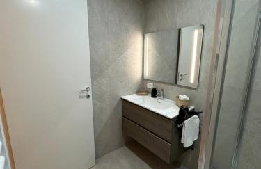 HomeSix - Photo 12