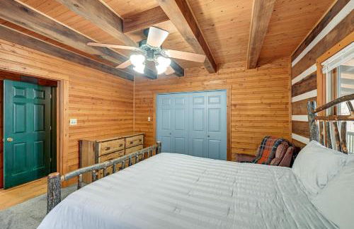 Fire Pit and Porch Rustic Retreat in North Carolina - Foto 15