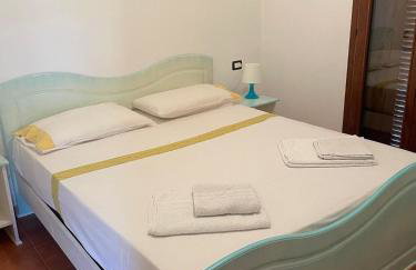 Modern 1 bed Apartment Sleep 3 sea View Only 700mt From sea - Photo 1