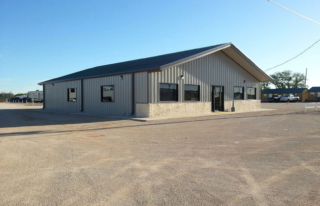 Elite Cabins and RV Park - Photo 39