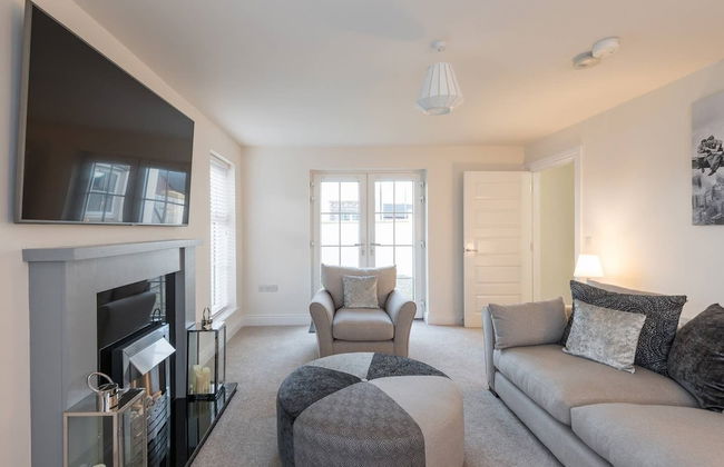 Stylish & Modern 3 Bedroom Home - Foto 12