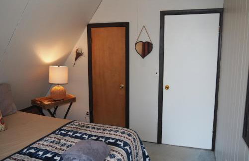 The Cub Hill Chalet - Private Lakefront with Spa! - Foto 43