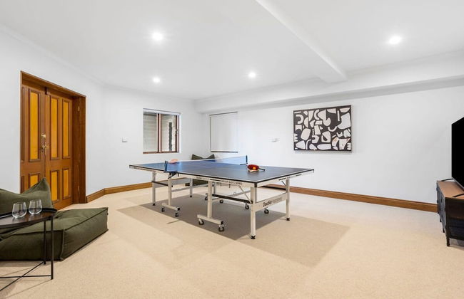 The Peninsula Chateau Lodge-inspired Luxury - Photo 25