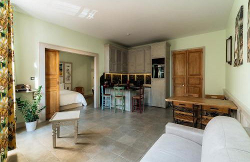 Mes à Moi in Pezenas - Appartements de charme - Baignoire Balnéo - Foto 23