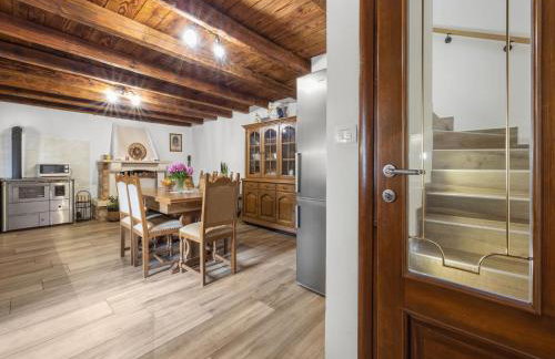 Charming Villa with Pool - Foto 21