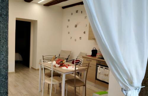 La casa nel Borgo Sospeso "con vasca e vista panoramica" - Foto 5