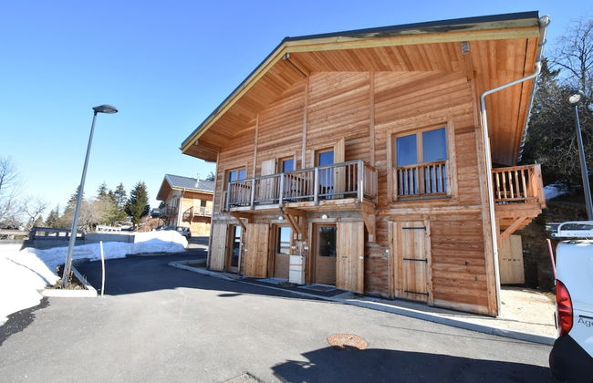 Splendid Chalet in Chamrousse With TV - Photo 40