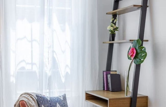 Cherry Suites 2BR Apt w W D Arcade Machine - Foto 33