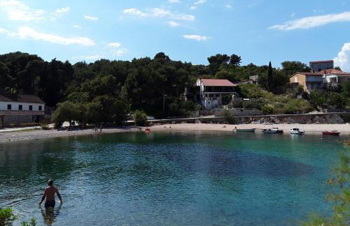 Family-friendly apartments with swimming pool Rogac, Solta - 19809 - Photo 4