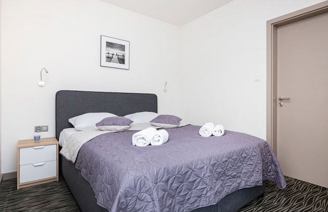 Apartments Five Seas by Renters - Photo 3