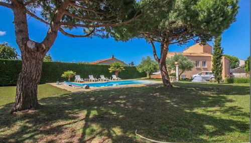 Gîte 3 étoiles 300m plage piscine privée grand jardin - Foto 2