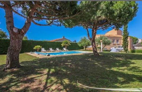 Gîte 3 étoiles 300m plage piscine privée grand jardin - Foto 2