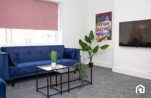 Vacant Nests The Fredrick Close to sea front - Photo 64