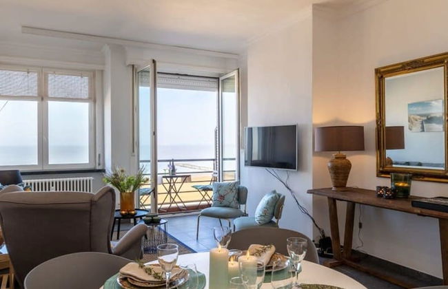 Beautiful Spacious Studio With Frontal sea View - Foto 2