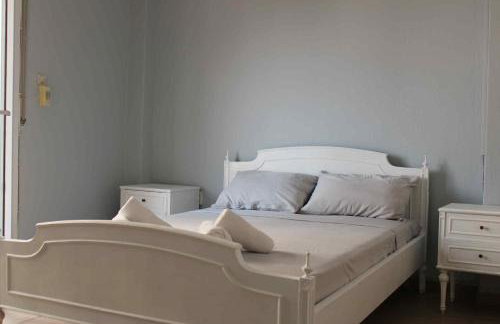 Sarris apartment - Photo 2