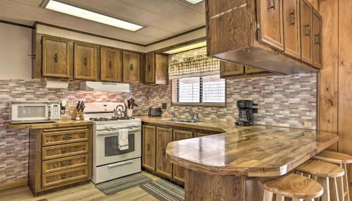 Richfield Home with Views about 13 Miles to Natl Park - Foto 2