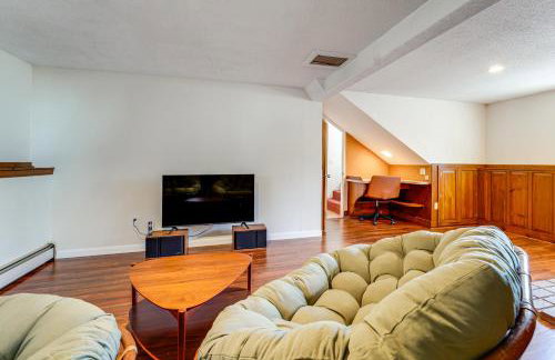 1 Mi to Maine Street! MCM-Style Home in Brunswick - Foto 25