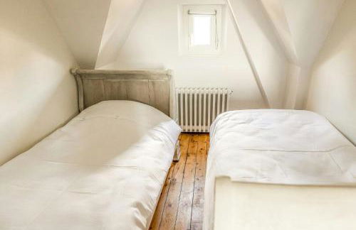 Belle Époque Villa With Hot Tub In Forges-Les-Eaux - Foto 25