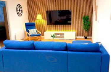 Le salon des voyageurs - Appartement au coeur du Centre Historique de Dole avec Terrasse - Foto 4