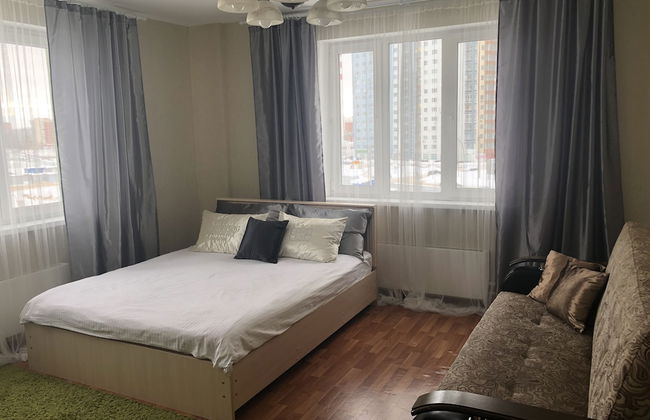 Apartments on Karla Marksa 48 - Photo 1