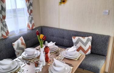 3 Bedroom Caravan, Edi Rita, Robin Hood, Pet Friendly - Photo 5