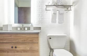 The Docent's Collection - Photo 70