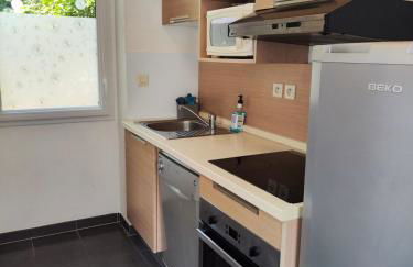 Cabane aux étoiles -piscine-golf à 50m - Foto 3