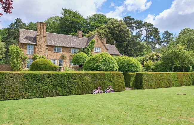 Drakestone House Manor With Breathtaking Cotswolds Views - Photo 39