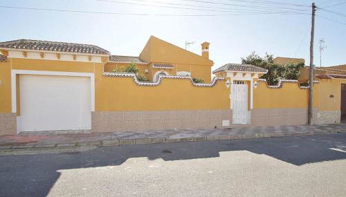 Agradable villa con piscina - Foto 2