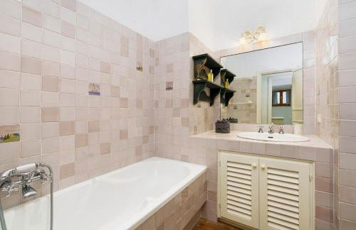 Elegant home with spectacular view - Foto 51