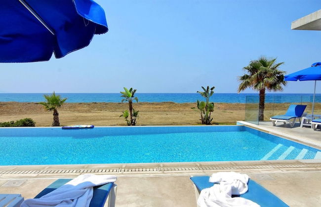 Blue - Beach Front Spectacular Villa Sleeps 10 - Foto 39